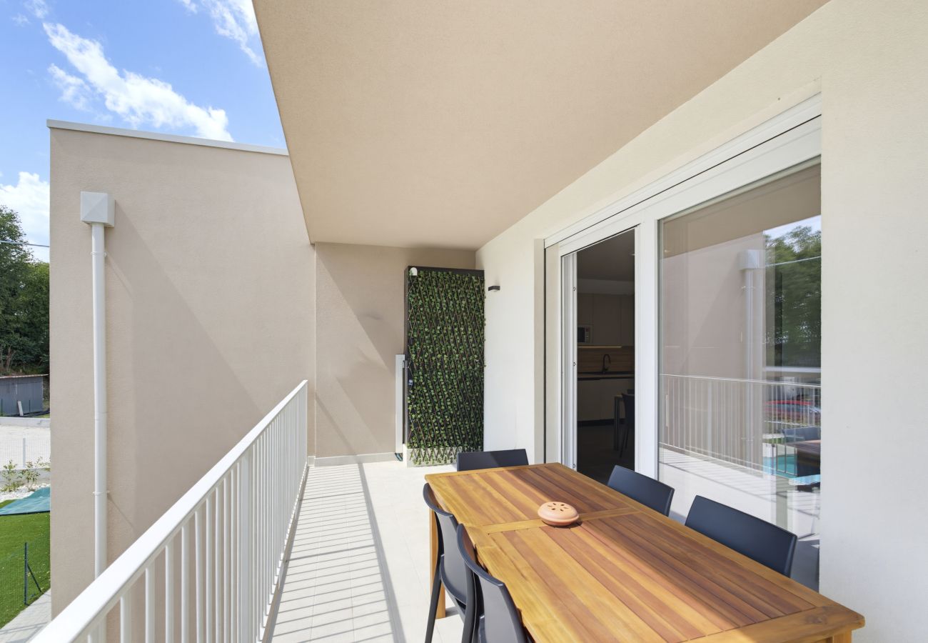 Ferienwohnung in Peschiera del Garda - Regarda - Golf Breeze Apartment mit Pool