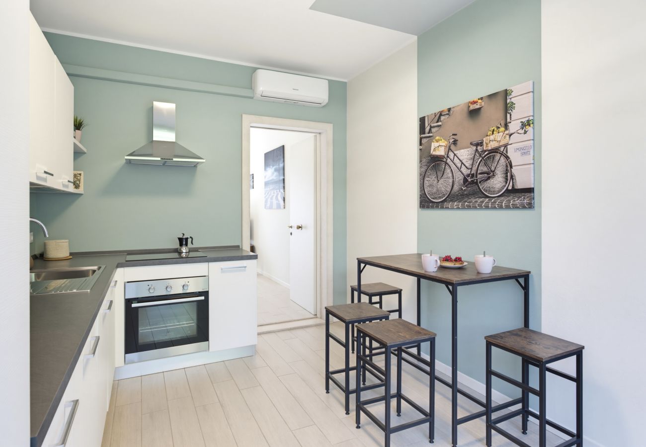 Ferienwohnung in Lazise - Regarda - Basiliko View Apartment mit Seeblick und Pool
