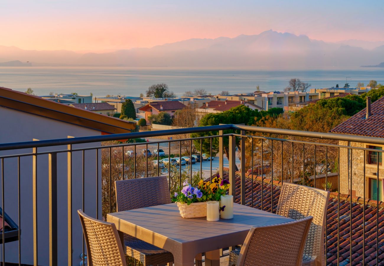 Ferienwohnung in Lazise - Regarda - Residenza GJ Erdgeschoss- mit Dachterrasse, Wlan, Klimaanlage