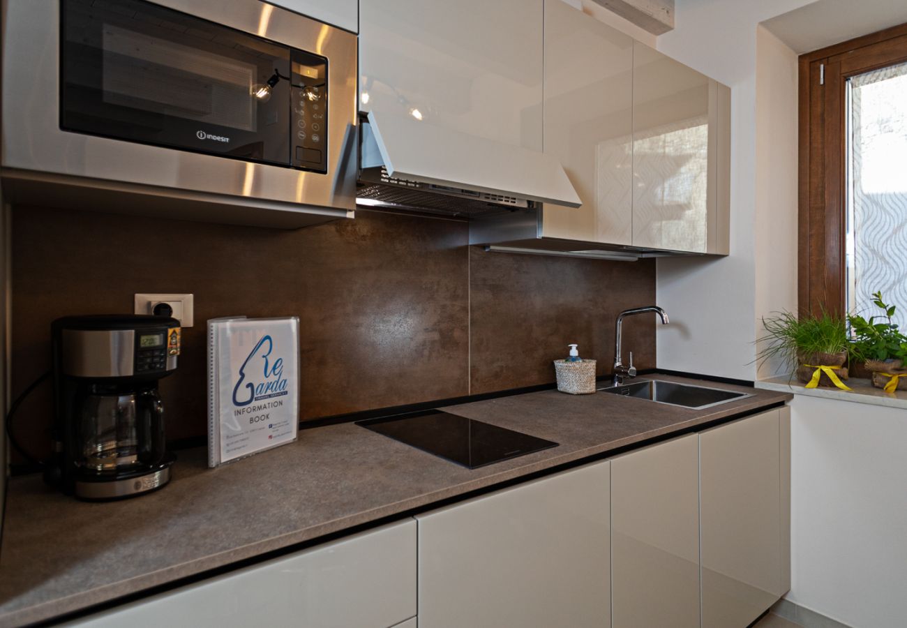 Ferienwohnung in Lazise - Regarda - Residenza GJ Erdgeschoss- mit Dachterrasse, Wlan, Klimaanlage