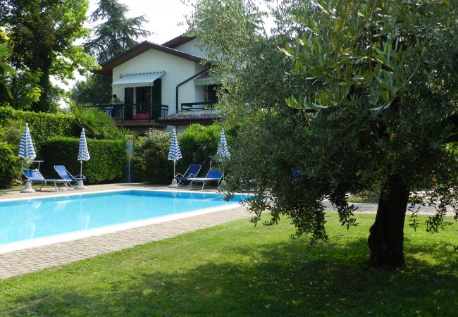 Studio in Lazise - Regarda – Studio Residence Allegra with pool, garden, air conditioning