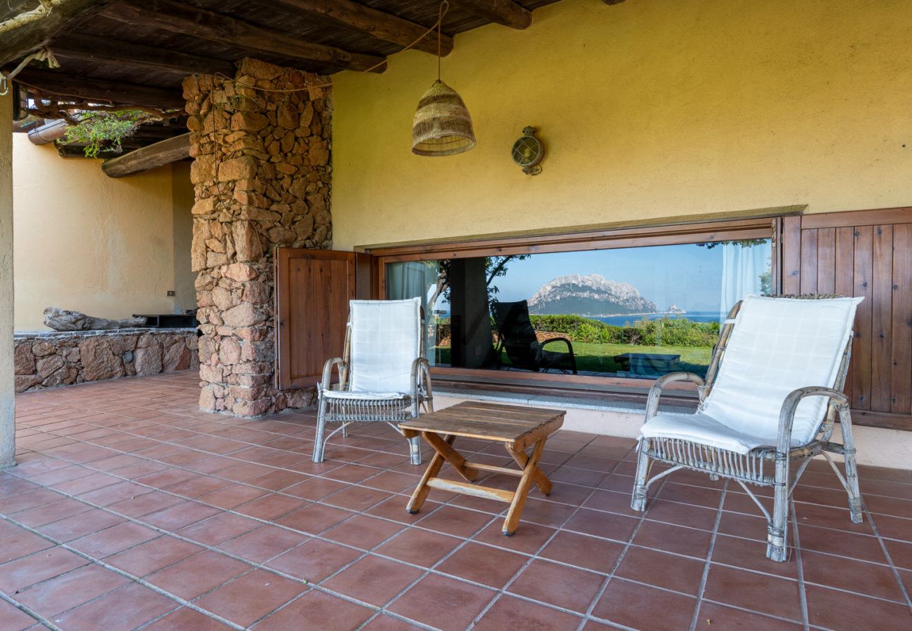 Villa in Porto San Paolo - Villa Alberto - one of kind Tavolara view