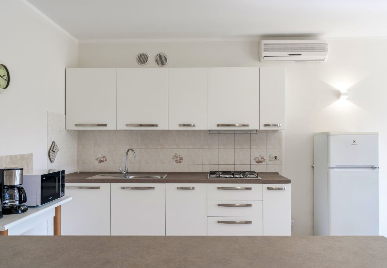 Apartment in Lazise - Regarda – apartment Rosa Baccarat 5 with free entrance to camping and beach