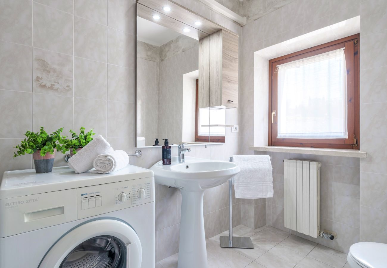 Apartment in Lazise - Regarda – apartment Rosa Baccarat 5 with free entrance to camping and beach