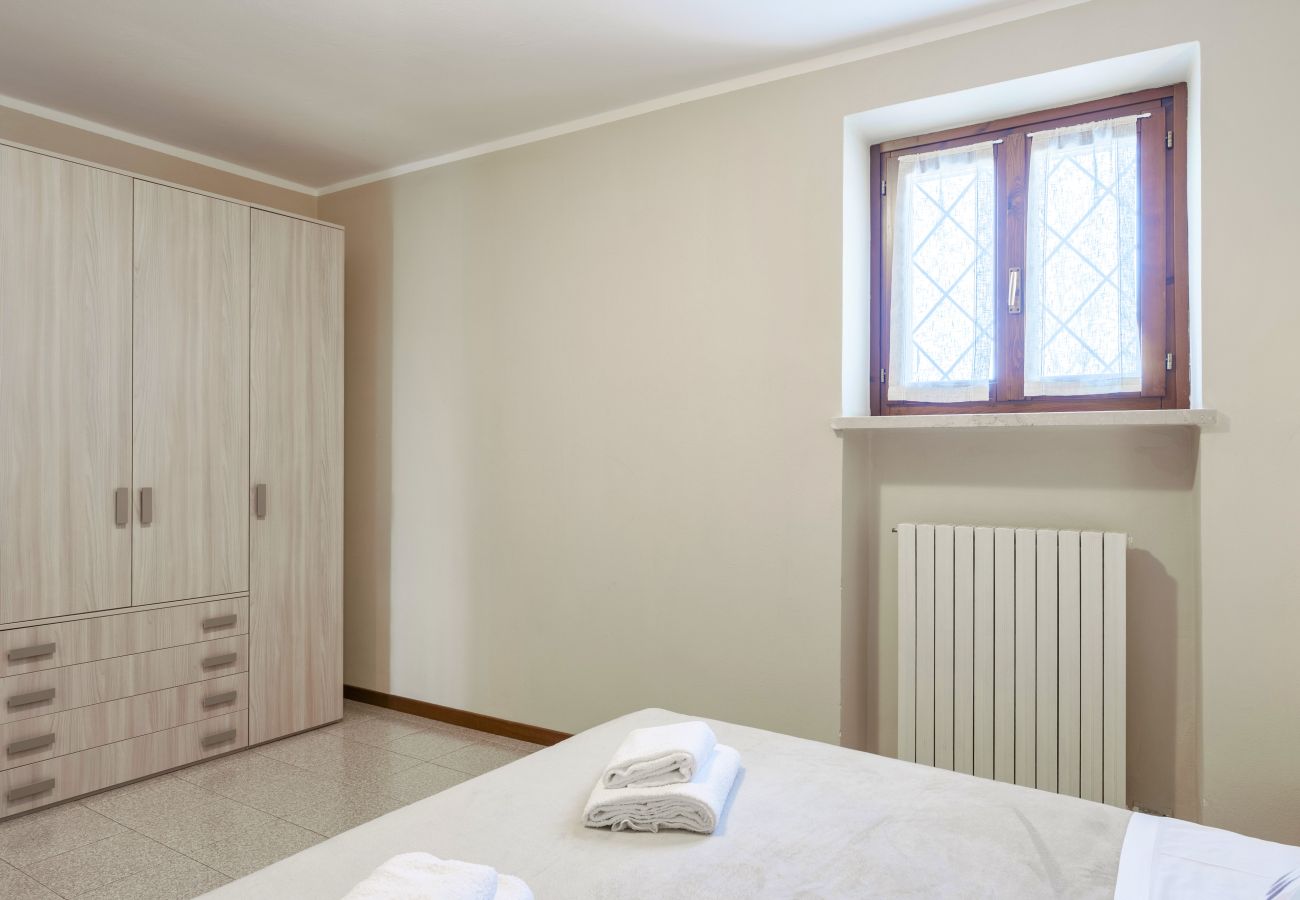 Apartment in Lazise - Regarda – apartment Rosa Baccarat 5 with free entrance to camping and beach