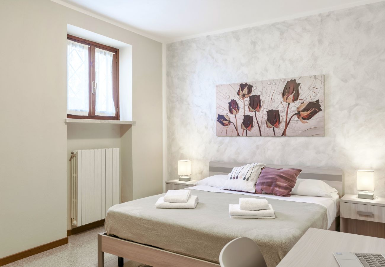 Apartment in Lazise - Regarda – apartment Rosa Baccarat 5 with free entrance to camping and beach