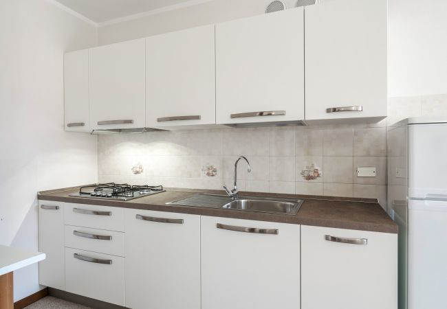 Apartment in Lazise - Regarda - family apartment Rosa Tea 6, children friendly