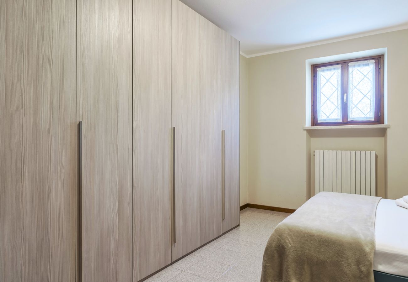 Apartment in Lazise - Regarda - family apartment Rosa Tea 6, children friendly
