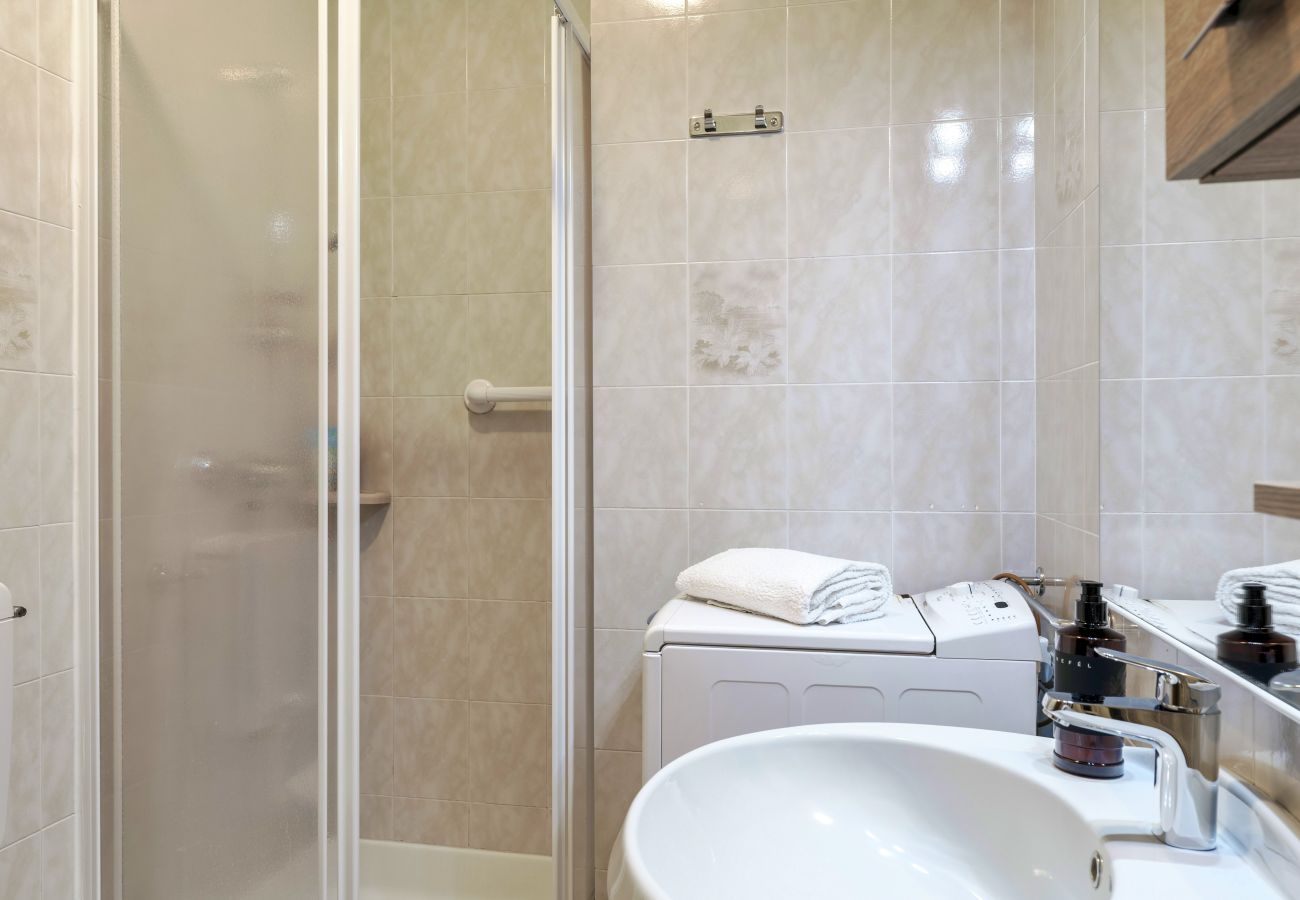 Apartment in Lazise - Regarda – apartment Rosa Alba 7 with free entrance to camping and beach