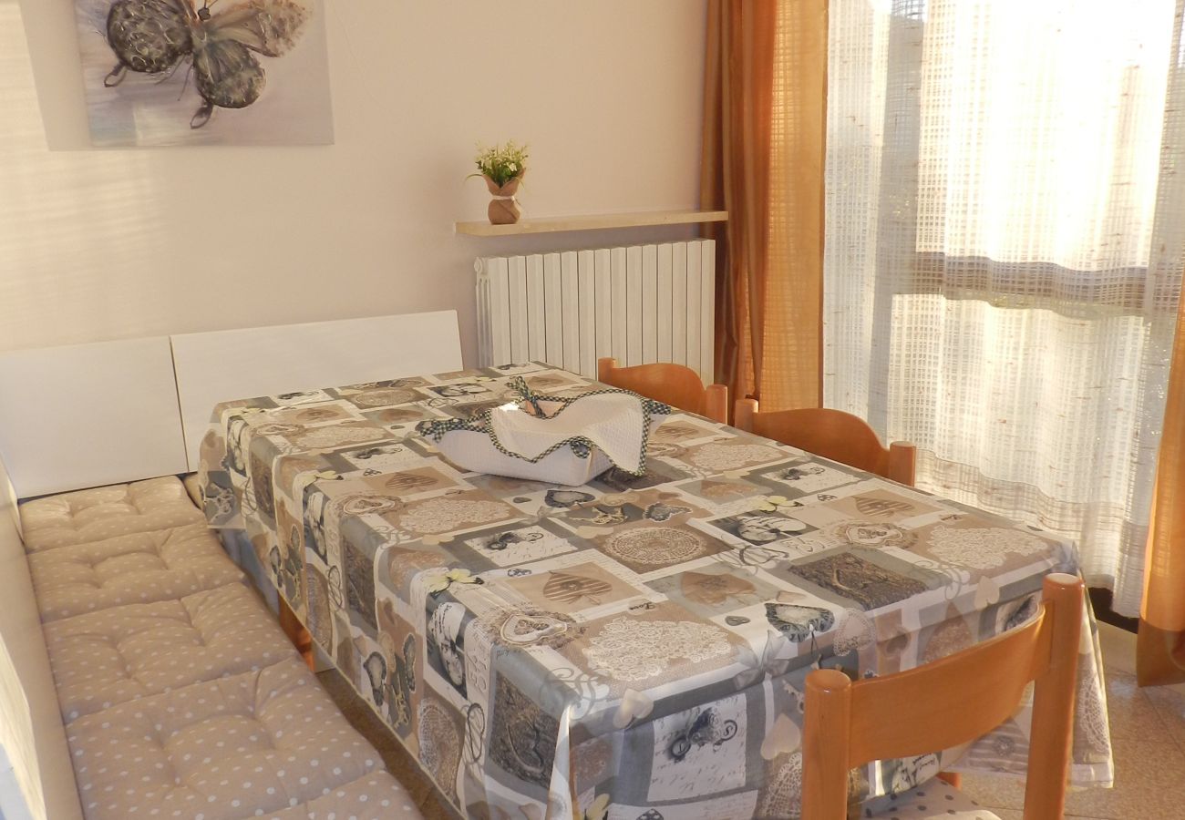 Apartment in Lazise - Regarda – apartment Rosa Canina 8 with free entrance to camping and beach