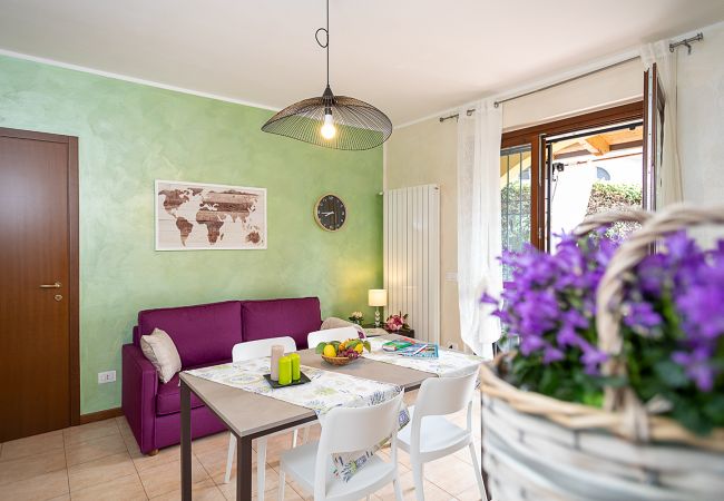  in Lazise - Regarda - cozy apartment L'Archetto with private garden, WiFi, pool