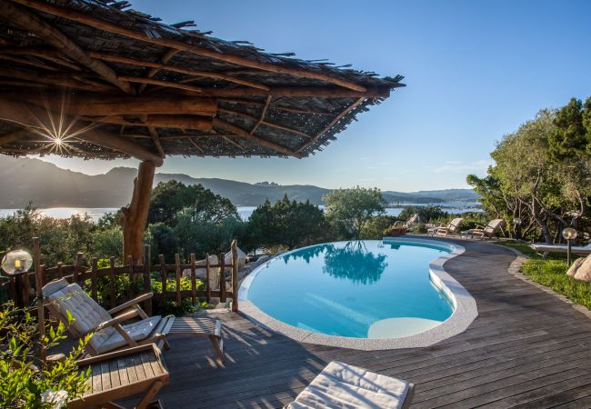 Villa/Dettached house in Porto Rotondo - Villa Sa Jaga - infinity pool facing sunset, Porto Rotondo