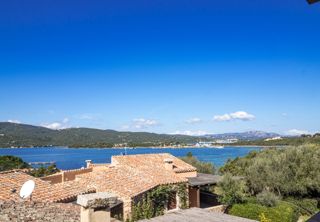 Apartment in Porto Rotondo - Caletta 16 - flat with pool and panoramic view