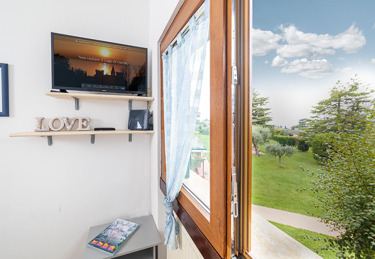 Apartment in Bardolino - Regarda -Blue View 1  apartment with lake view, 1 bedroom, pool