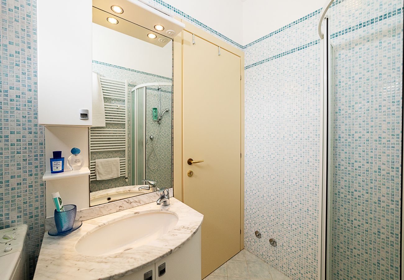Apartment in Bardolino - Regarda -Blue View 1  apartment with lake view, 1 bedroom, pool