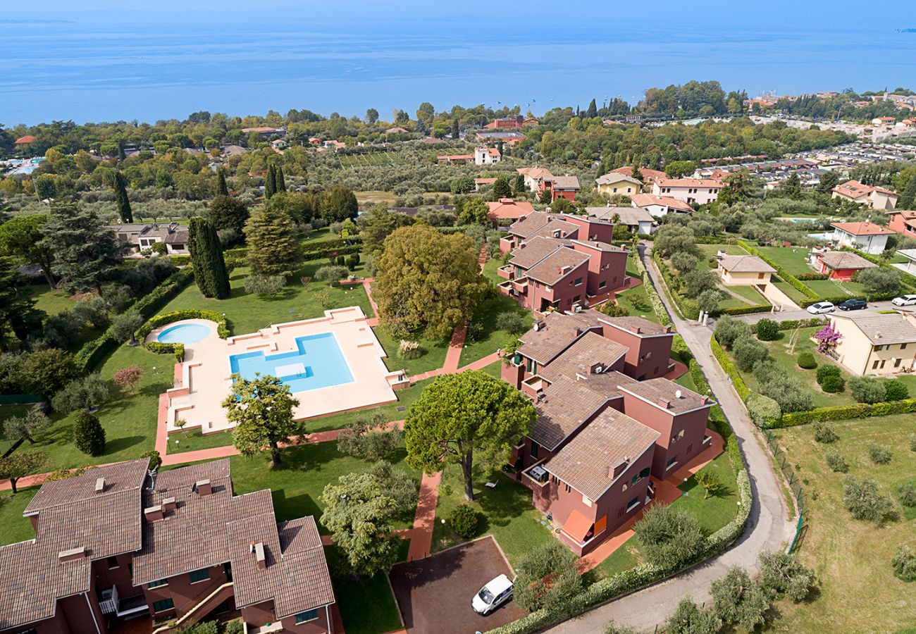 Apartment in Bardolino - Regarda - apartment Blue View 1  with lake view, 1 bedroom, pool