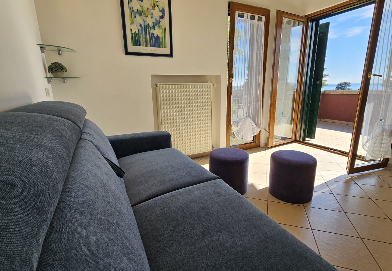Apartment in Bardolino - Regarda -Blue View 1  apartment with lake view, 1 bedroom, pool