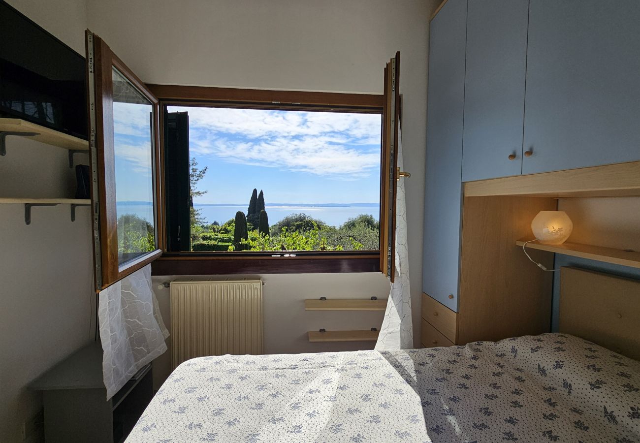 Apartment in Bardolino - Regarda -Blue View 1  apartment with lake view, 1 bedroom, pool
