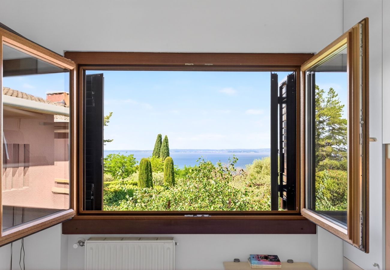 Apartment in Bardolino - Regarda -Blue View 1  apartment with lake view, 1 bedroom, pool