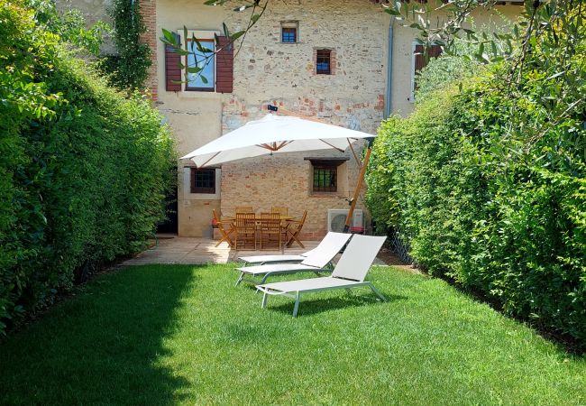  in Lazise - Regarda - Countryhouse Nocino 2 in the middle of Lake Garda vineyards