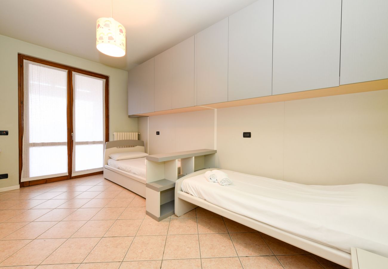 Apartment in Manerba del Garda - Maison Elisa 