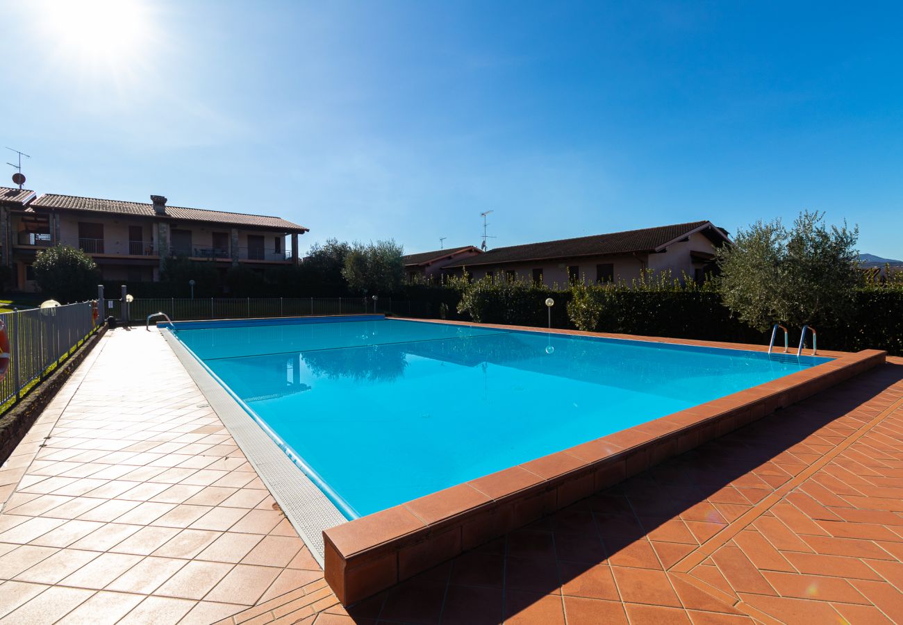 Apartment in Manerba del Garda - Maison Elisa 