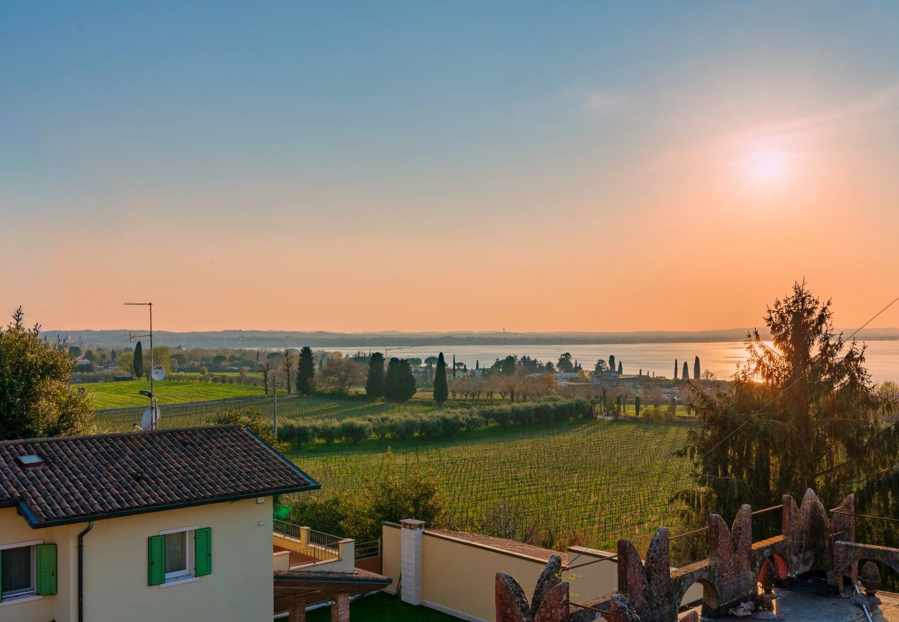 Apartment in Lazise - Regarda - Residenza GJ - 2 floor modern onebedroom apartment with roof terrace