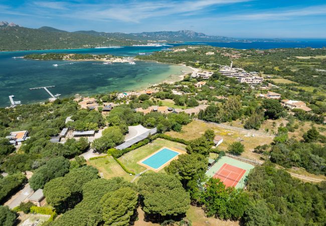 Apartment in Porto Rotondo - Caletta 53 - seaside flat with pool and tennis court