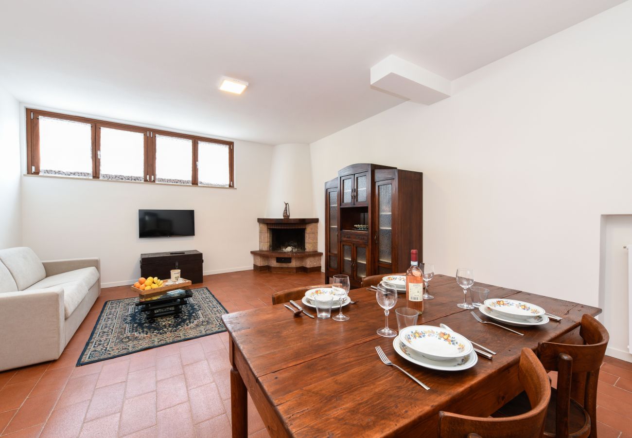 Apartment in Salò - Appartamento Isi