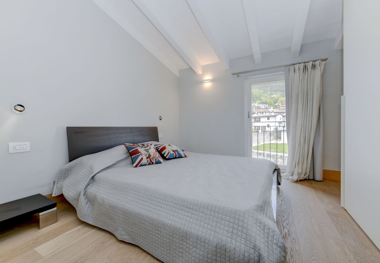 Apartment in Salò - Appartamento Rossi 2 