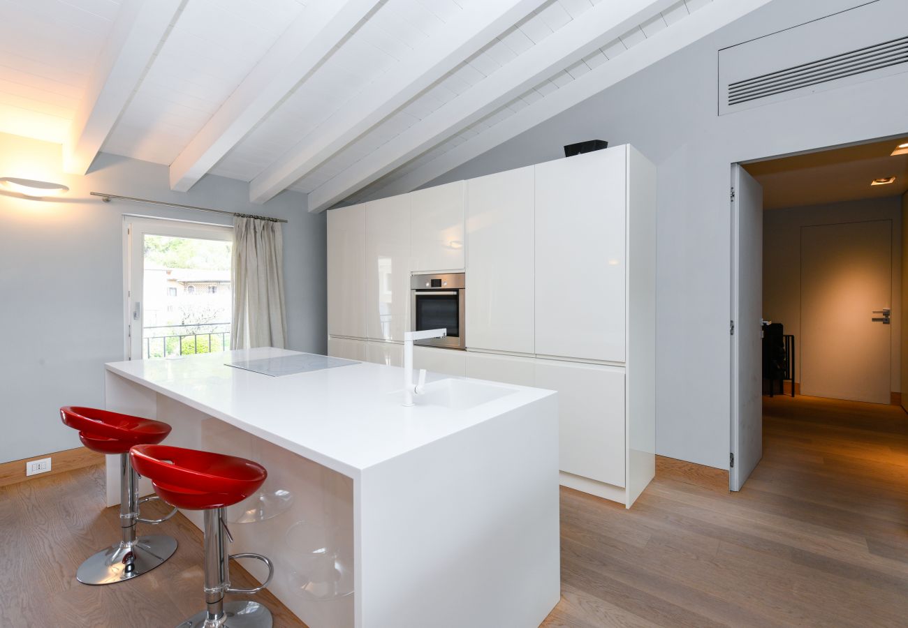 Apartment in Salò - Appartamento Rossi 2 