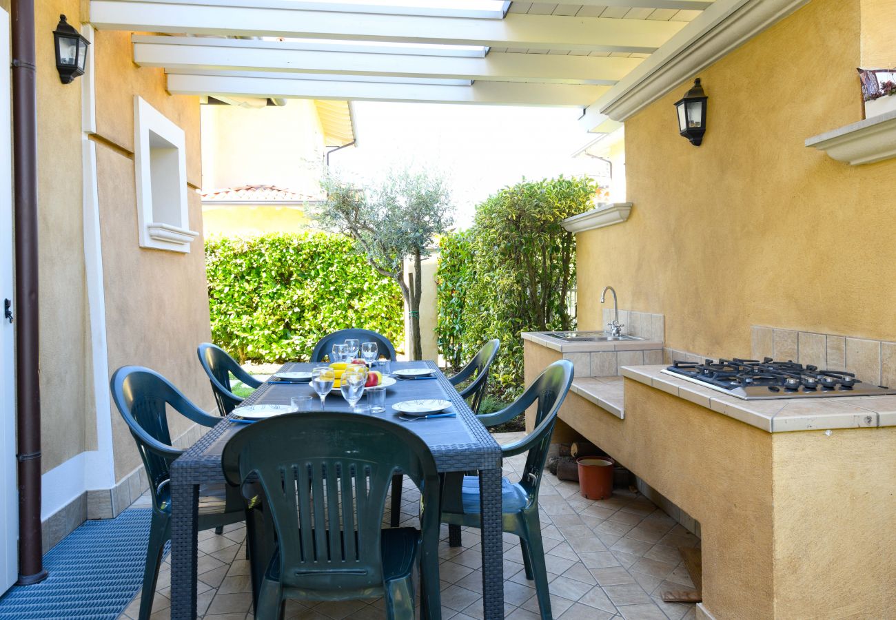 Villa in Manerba del Garda - Villa Iris 