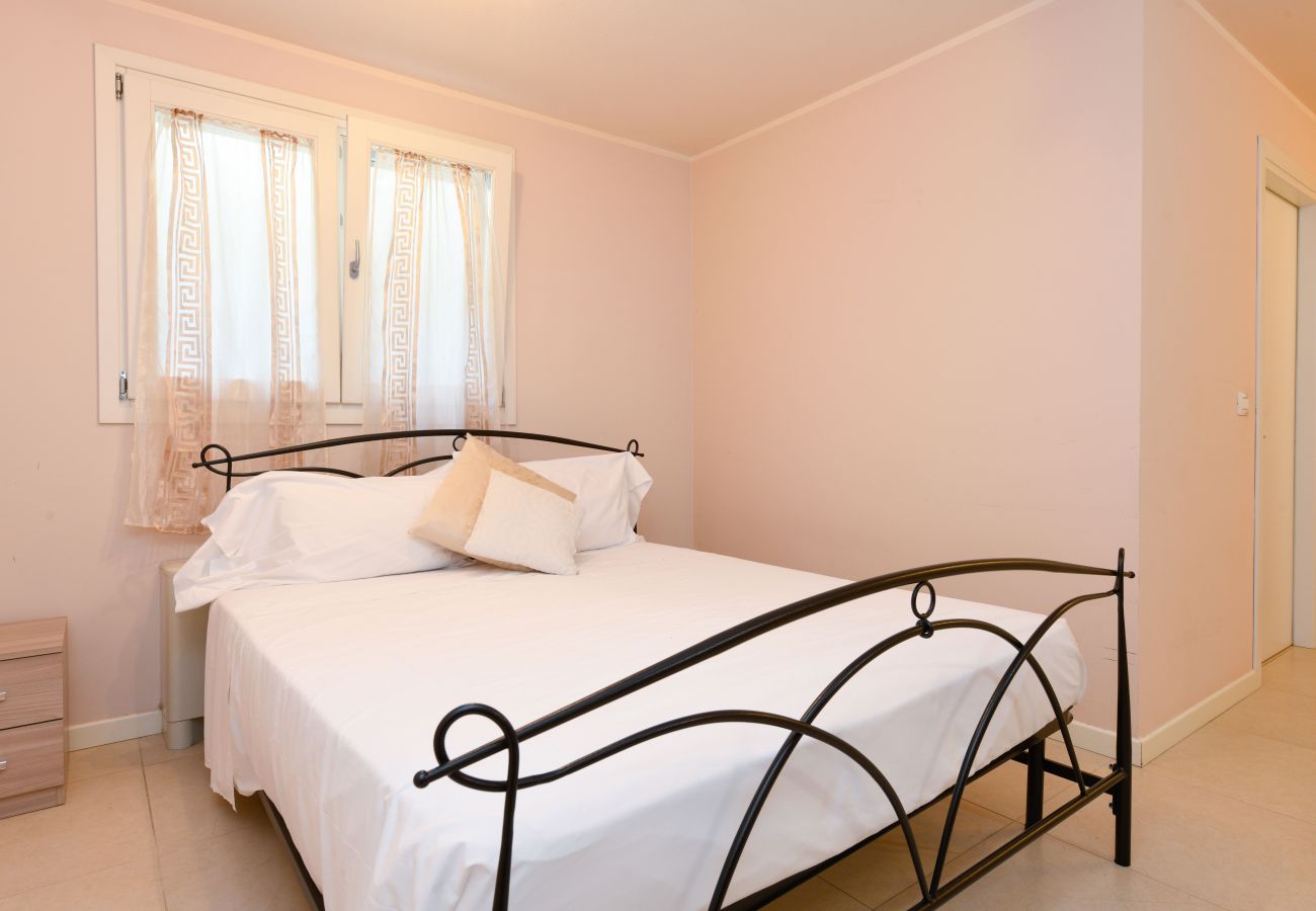 Villa in Manerba del Garda - Villa Iris 