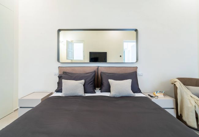 Rent by room in Syracuse - Vigliena confortable room 2