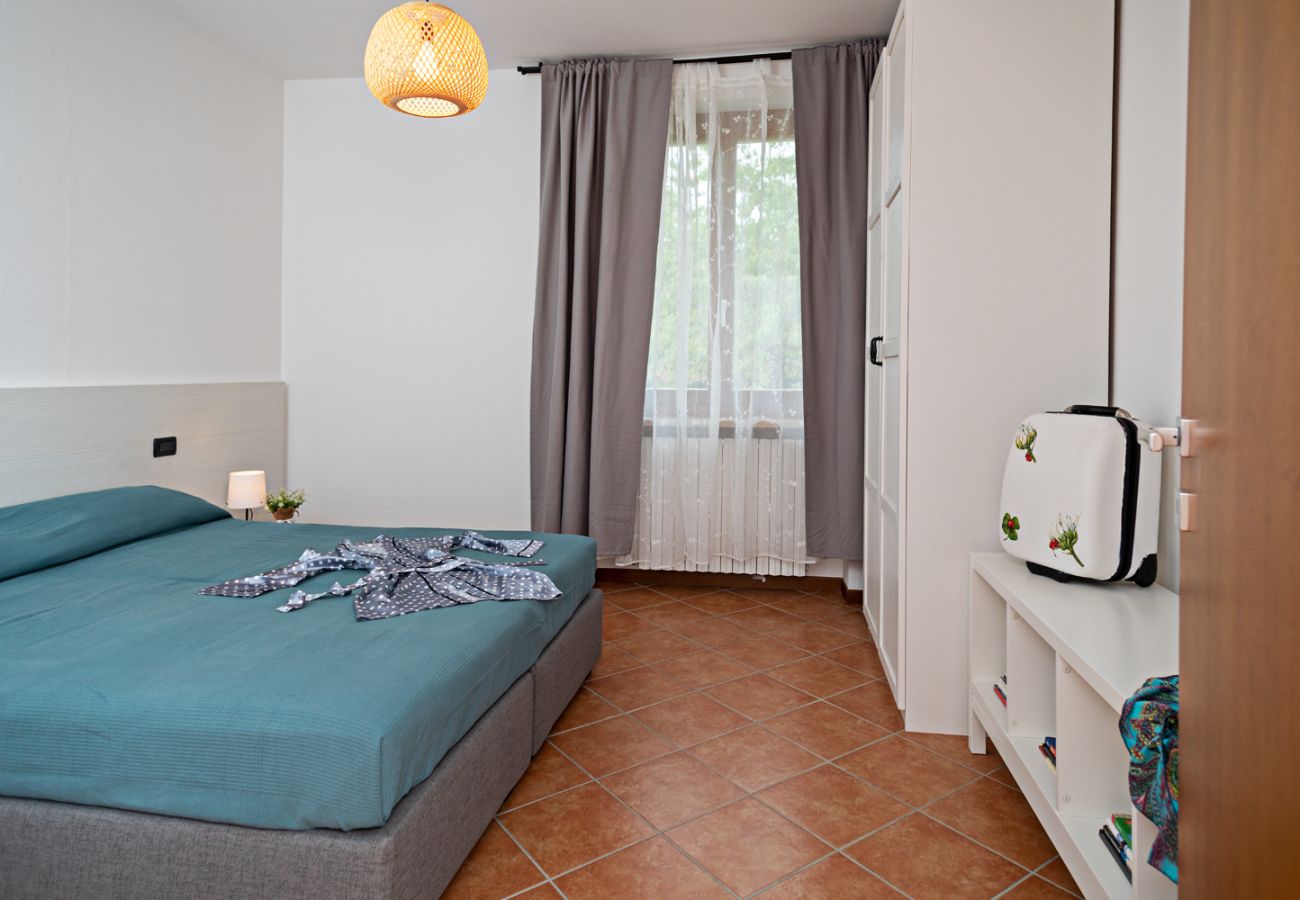 Villa in Costermano - Villa Ida with 12 sleeps with private pool and big garden