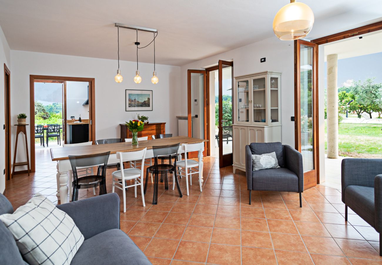 Villa in Costermano - Villa Ida with 12 sleeps with private pool and big garden