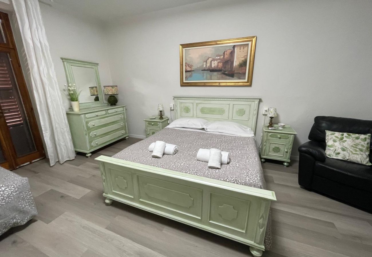 Apartment in Salò - Casale Massina Bilo