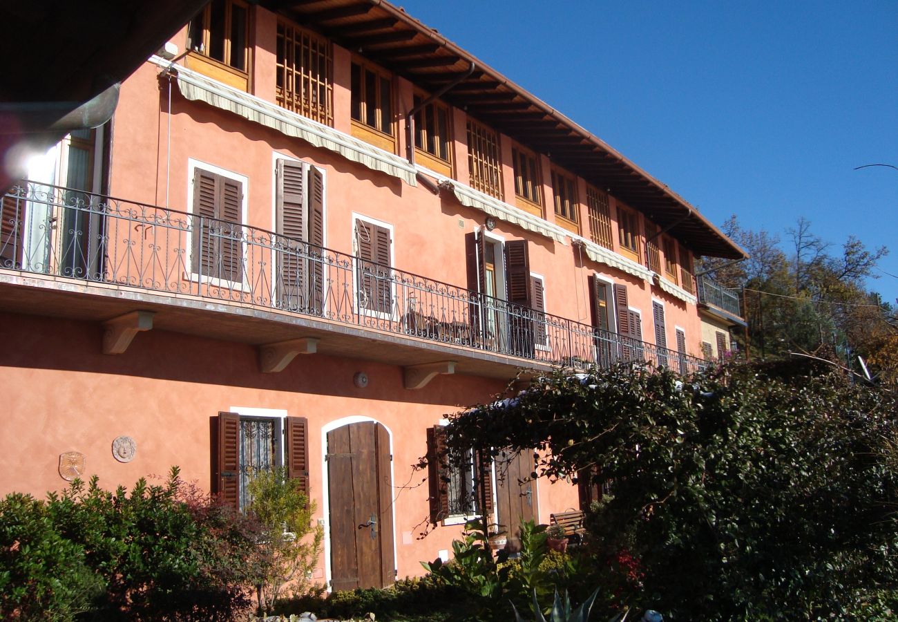 Apartment in Salò - Casa Massina Trilo