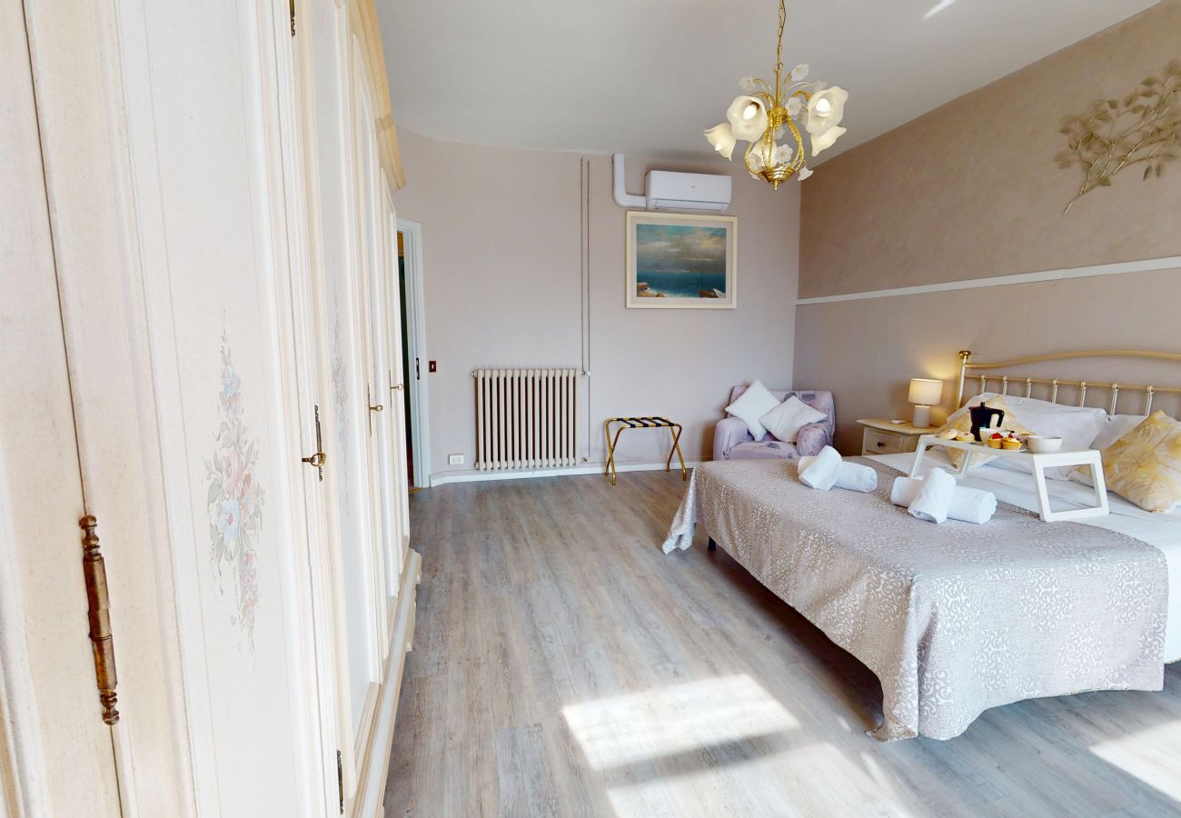 Apartment in Salò - Casa Massina Trilo