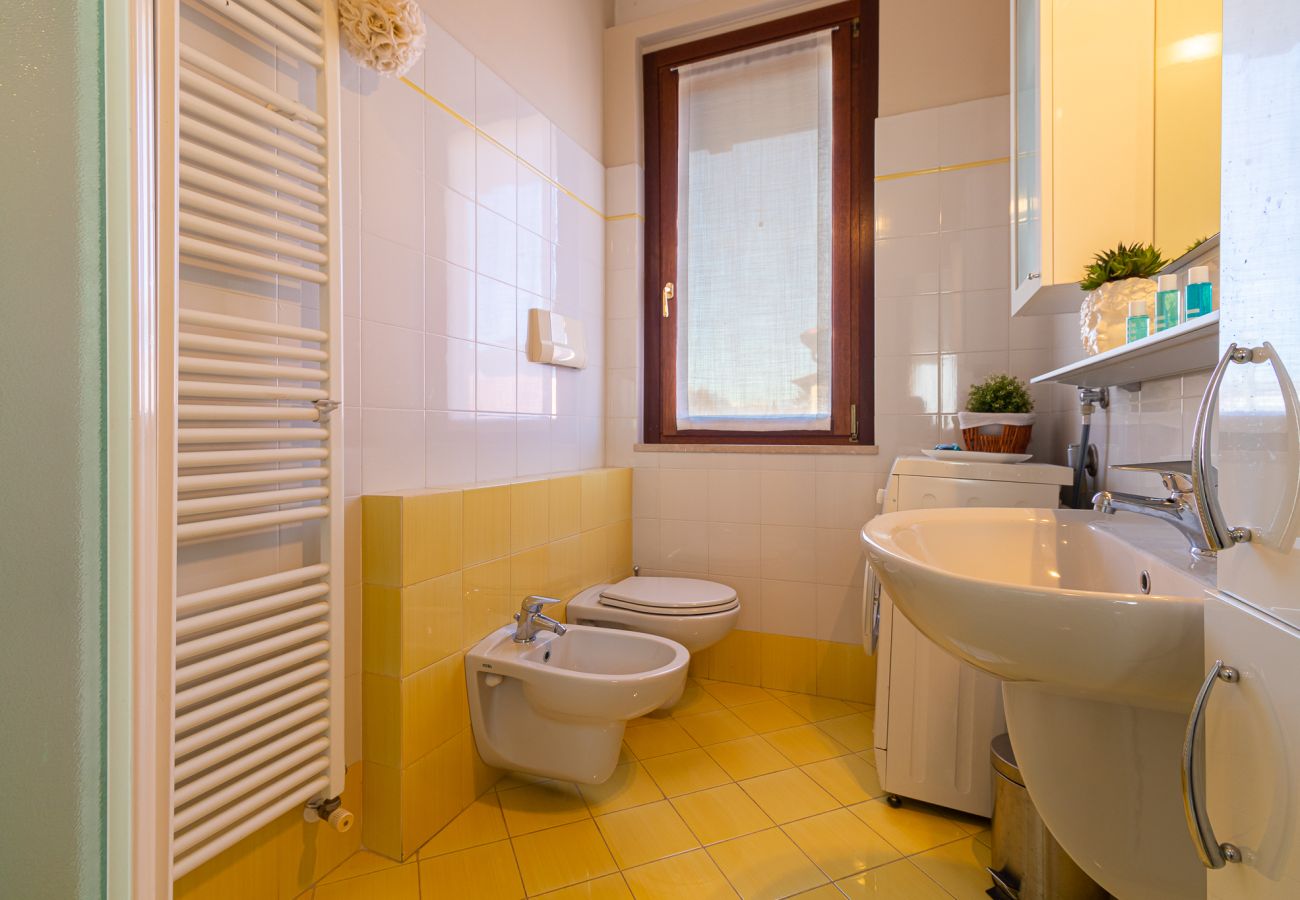 Apartment in Desenzano del Garda - Maison Blanchette-BGL