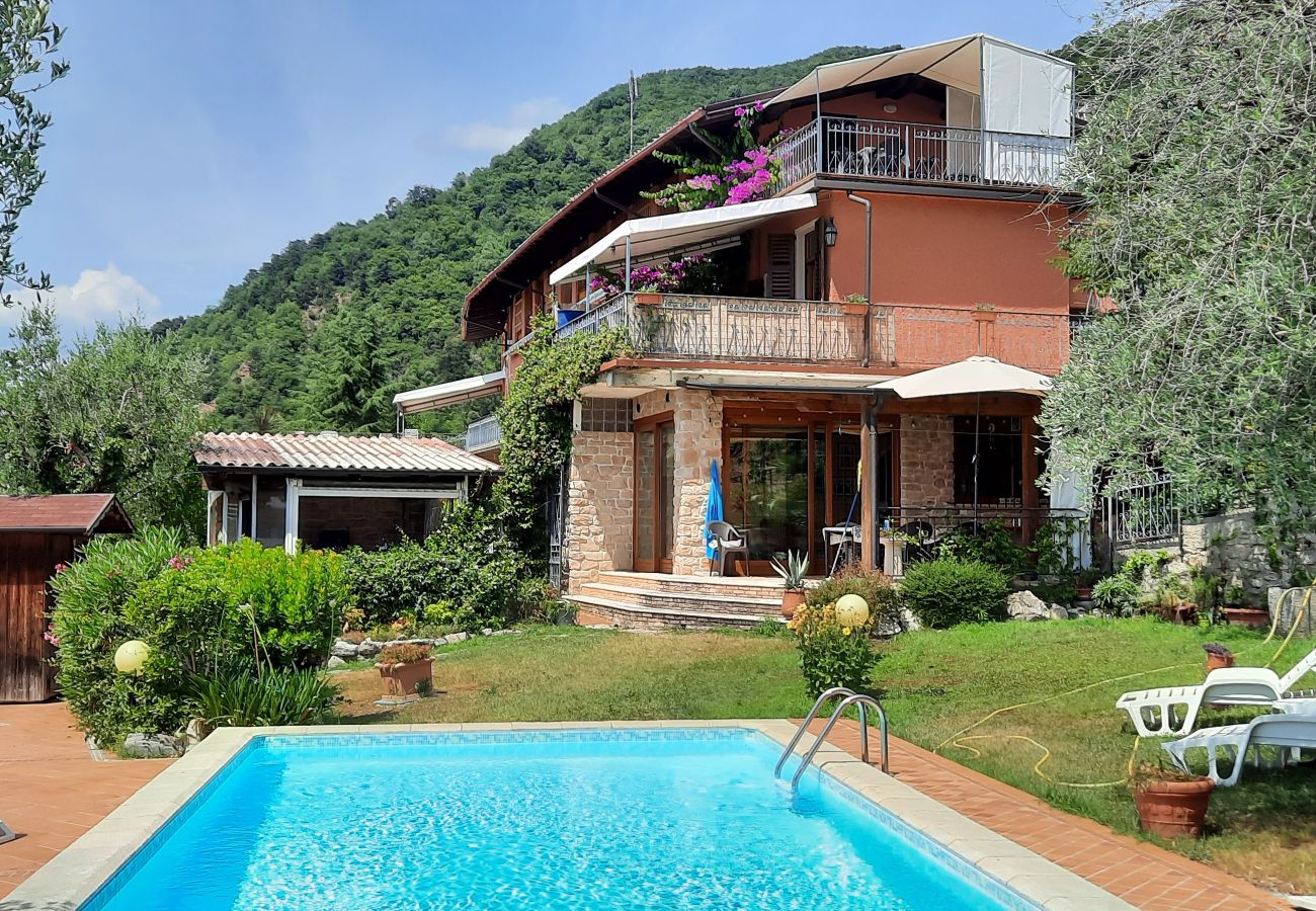 Apartment in Salò - Casale massina piano terra