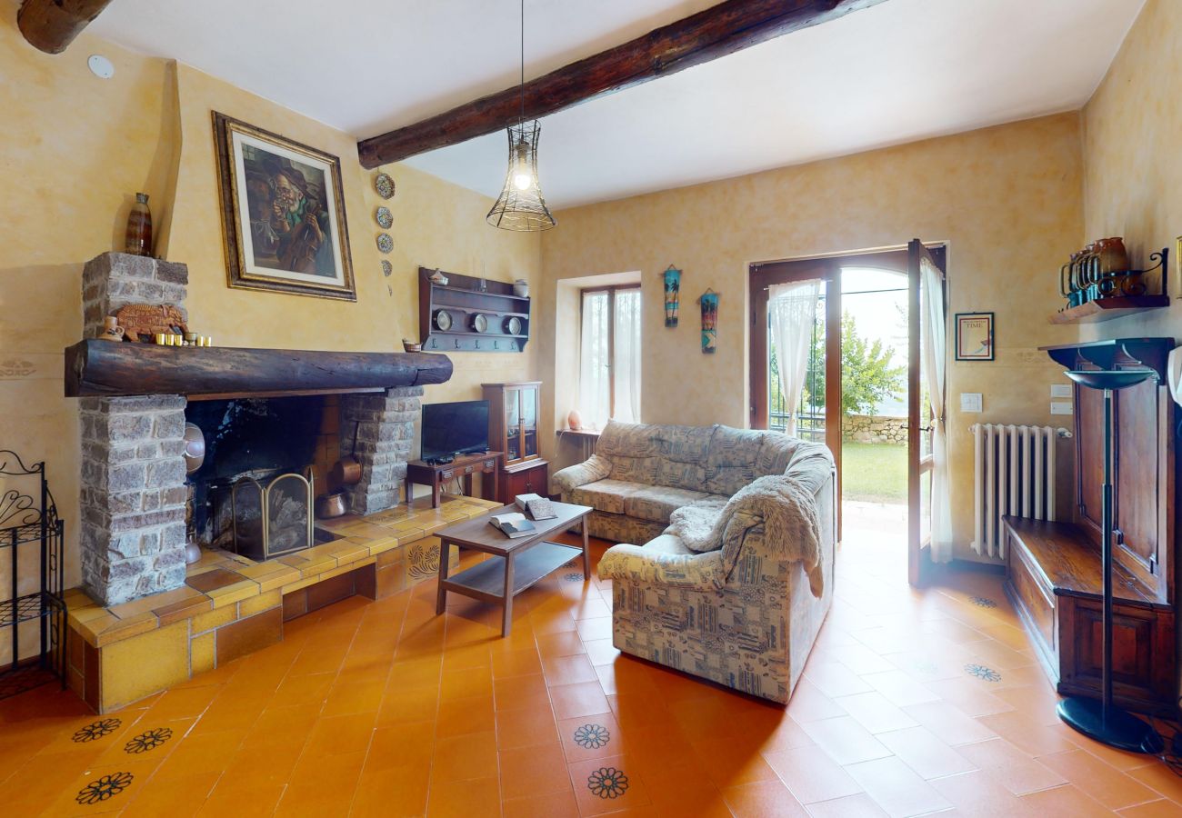 Apartment in Salò - Casale massina piano terra