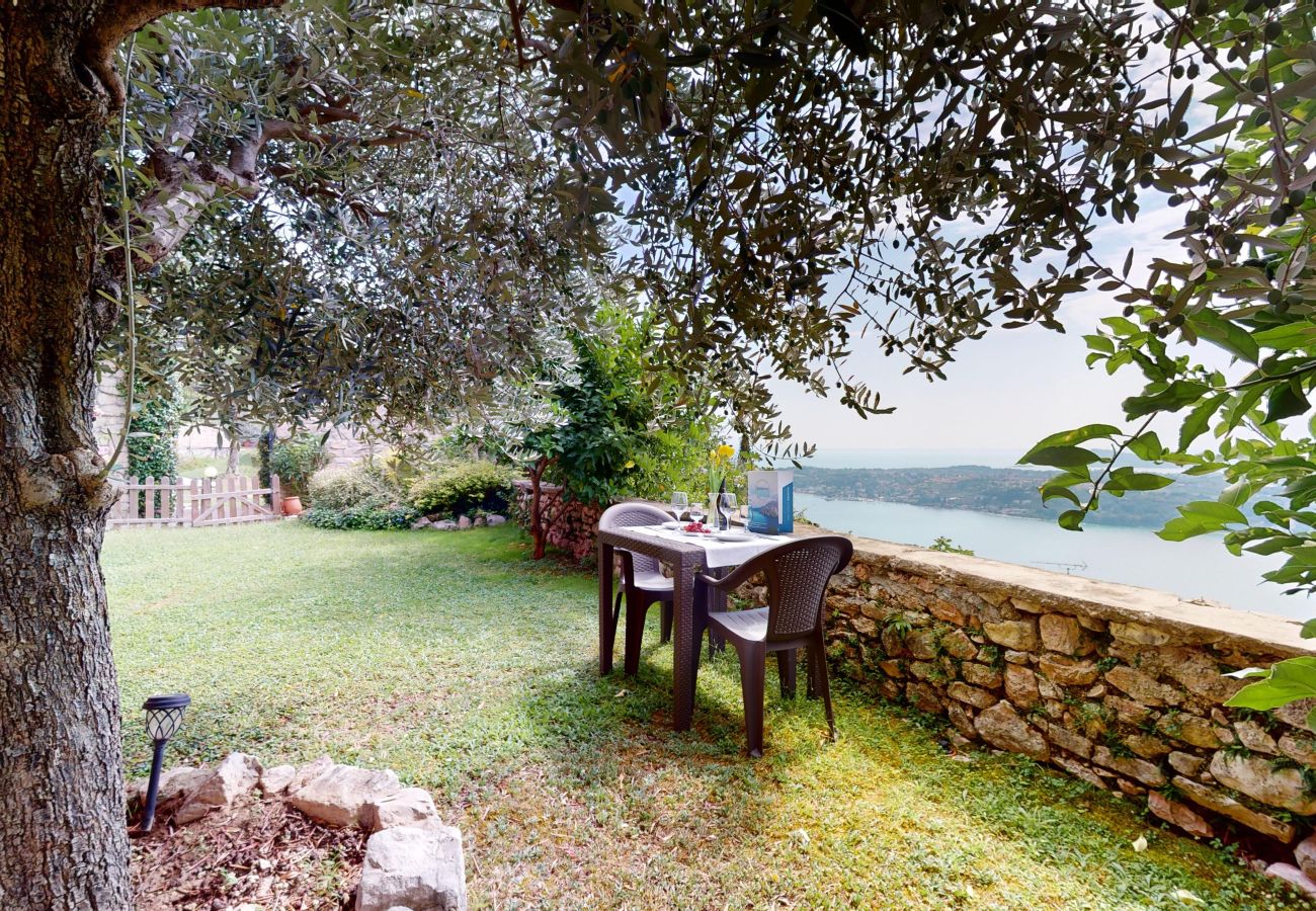 Apartment in Salò - Casale massina piano terra