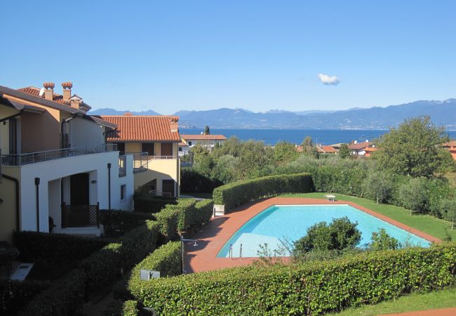 Apartment in Lazise - Regarda - bike apartment Miralago 2 with pool, lake view,