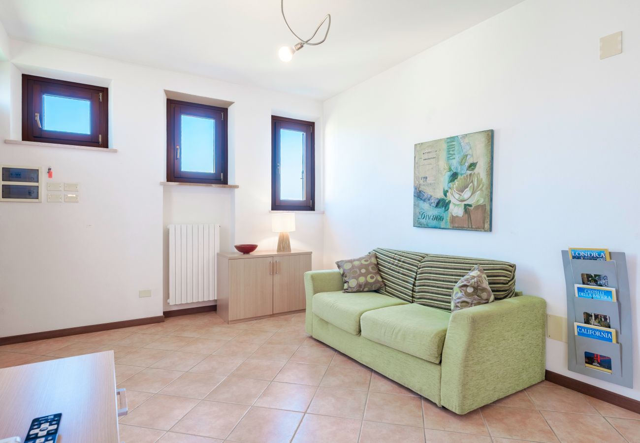 Apartment in Lazise - Regarda - bike apartment Miralago 2 with pool, lake view,