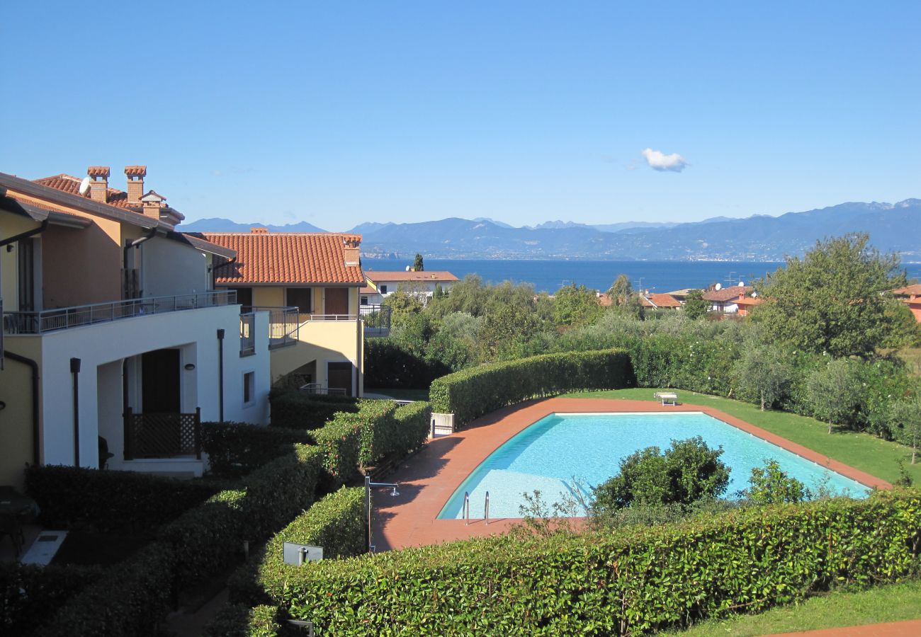 Apartment in Lazise - Regarda - bike apartment Miralago 2 with pool, lake view,