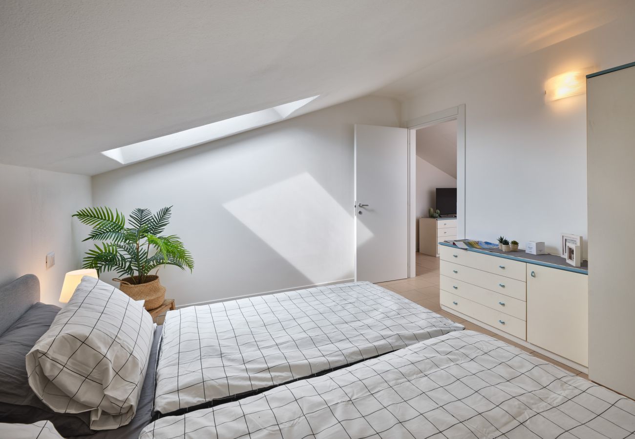 Apartment in Lazise - Regarda - Lisa Marie Apartment with pool and tennis