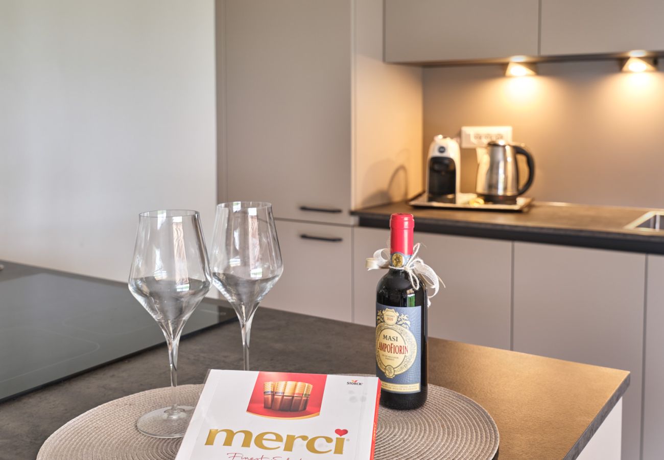 Apartment in Lazise - Regarda - Lisa Marie Apartment with pool and tennis