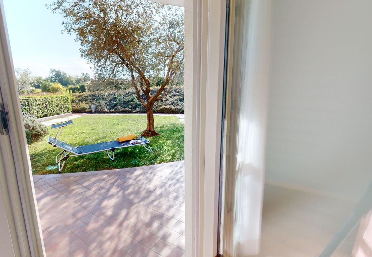 Apartment in Manerba del Garda - Vento di Lago 