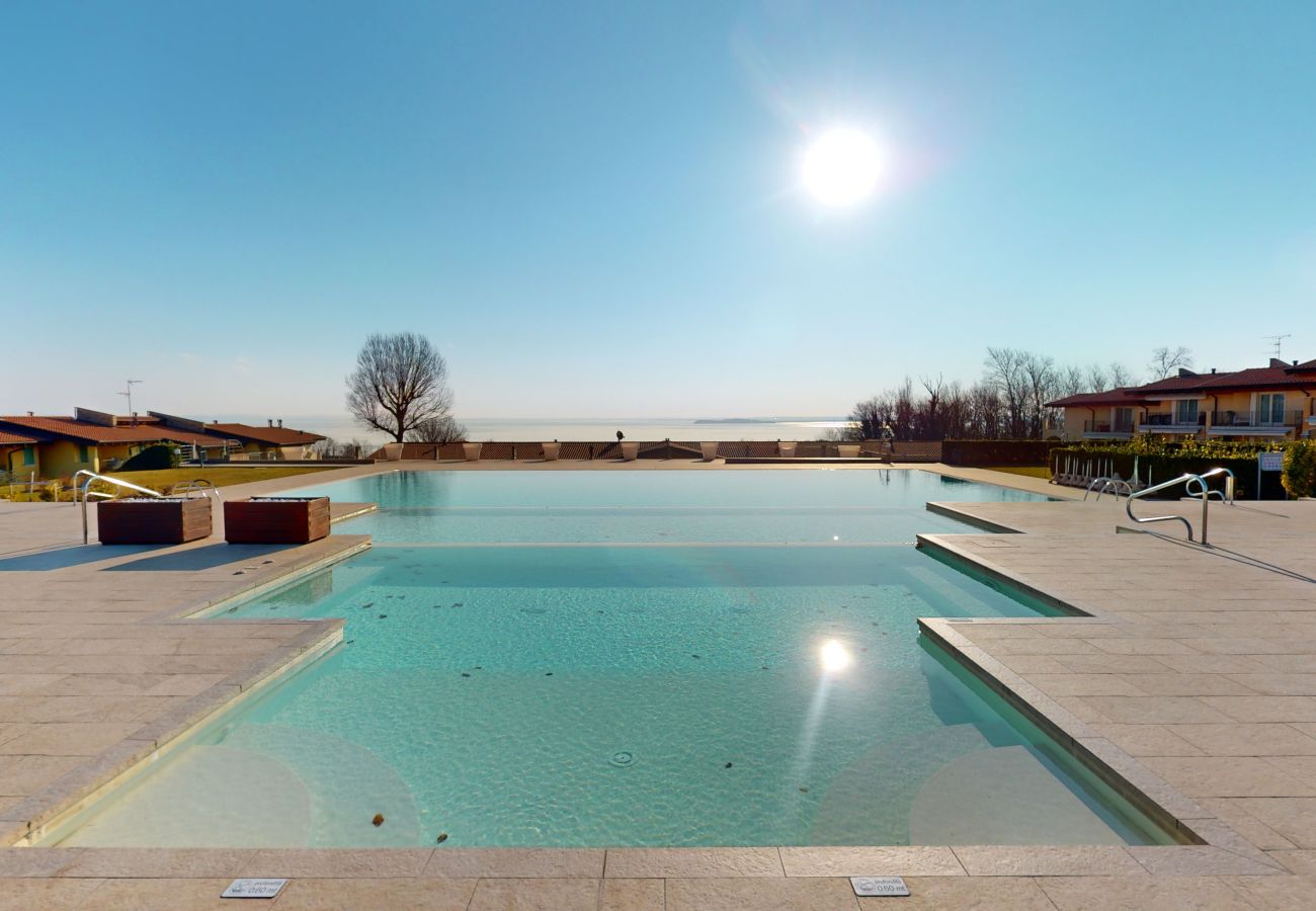 Apartment in Manerba del Garda - Vento di Lago 